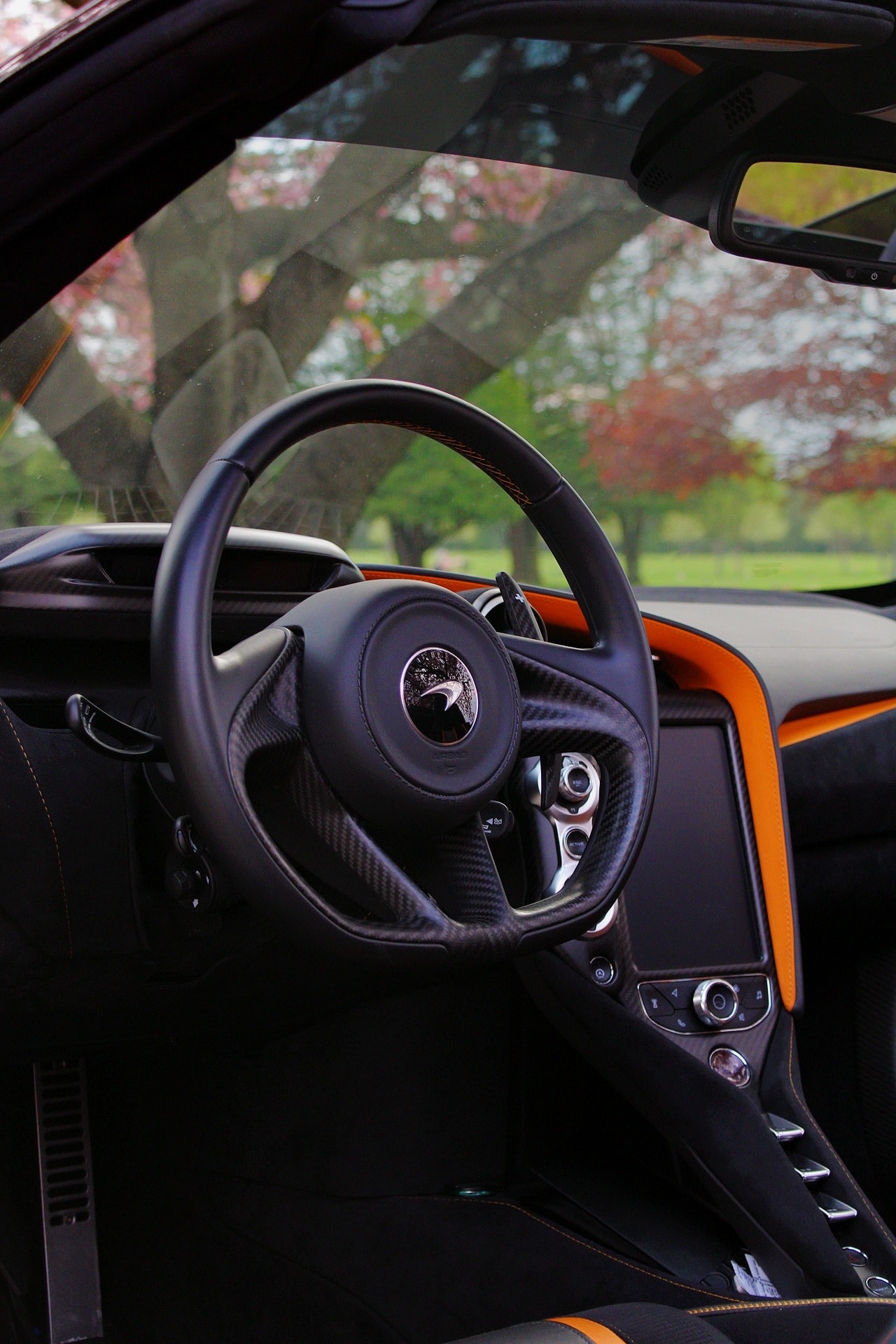 2020 McLaren 720S — carbon fiber interior with orange accents